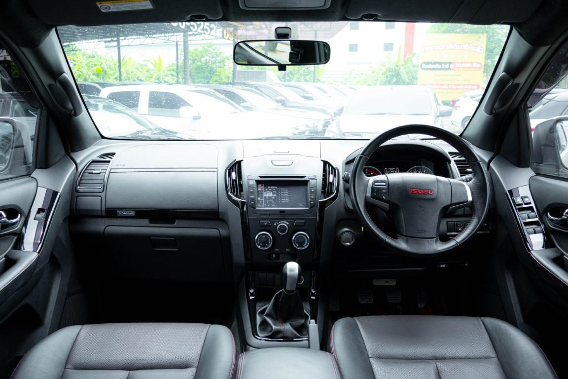 Isuzu Dmax Cab4 Hilander 1.9 X Series M/T 2018 *RK1983*